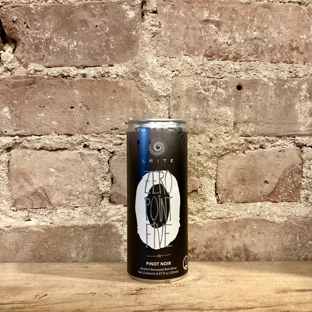 Leitz Zero Point Five Pinot Noir 250ml can