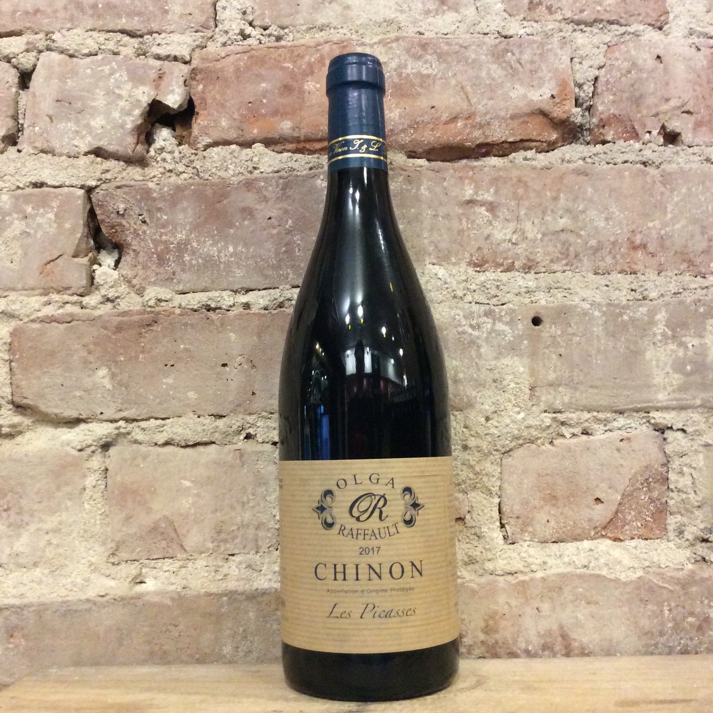 Olga Raffault Chinon 'Les Picasses' 2017 750mL