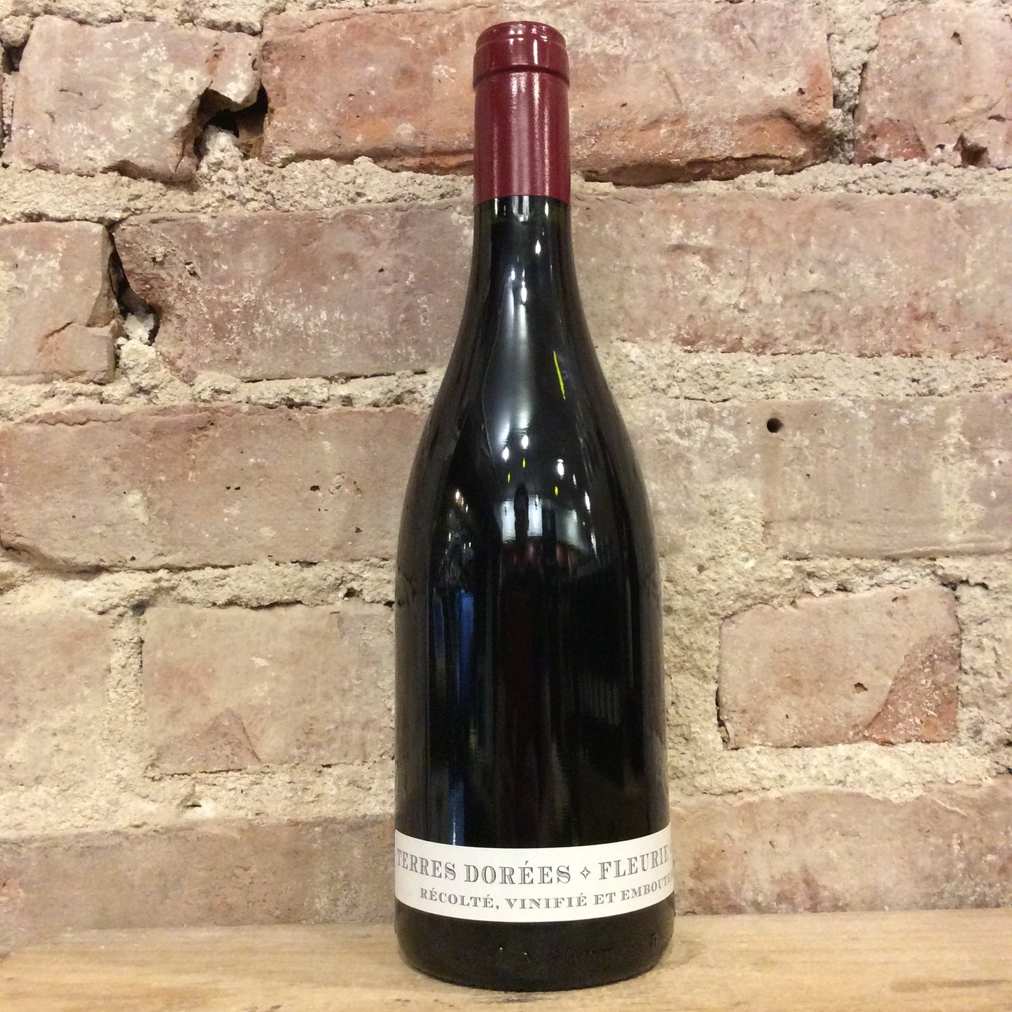 Terres Dorees Fleurie 2022 750mL