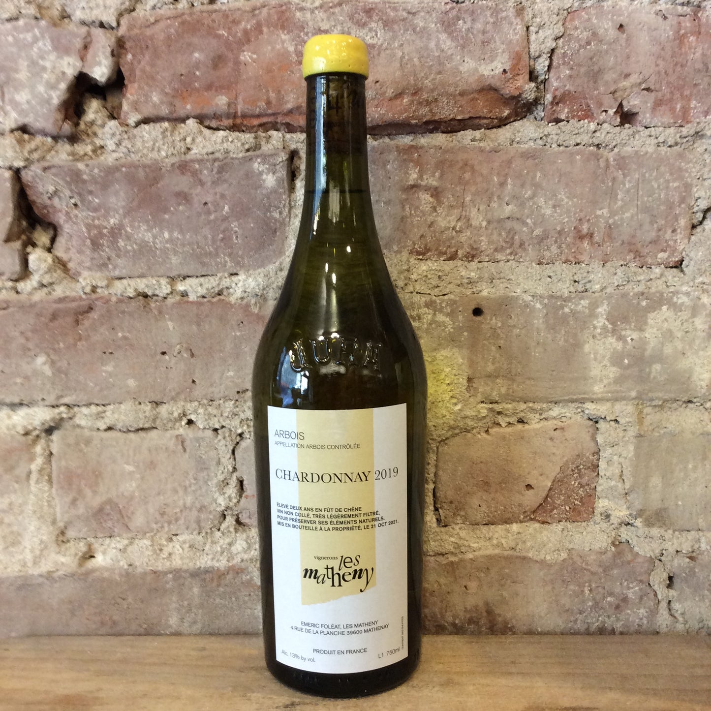 Vignerons Les Mathenys Arbois Blanc Chardonnay 2019 750mL