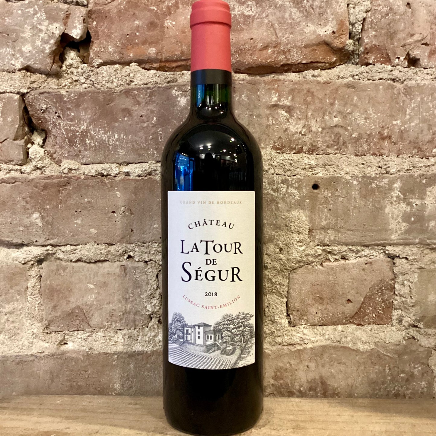 Chateau La Tour de Segur Lussac Saint-Emilion 2018 750mL