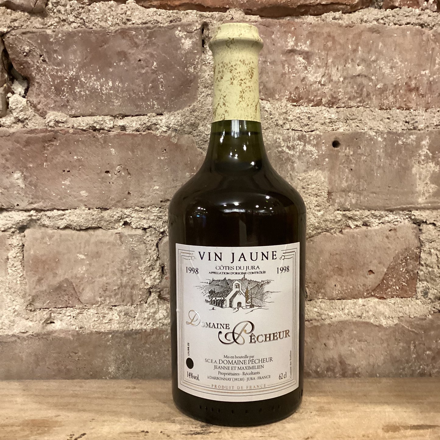 Domaine Pecheur Cotes du Jura Vin Jaune 1998 750mL