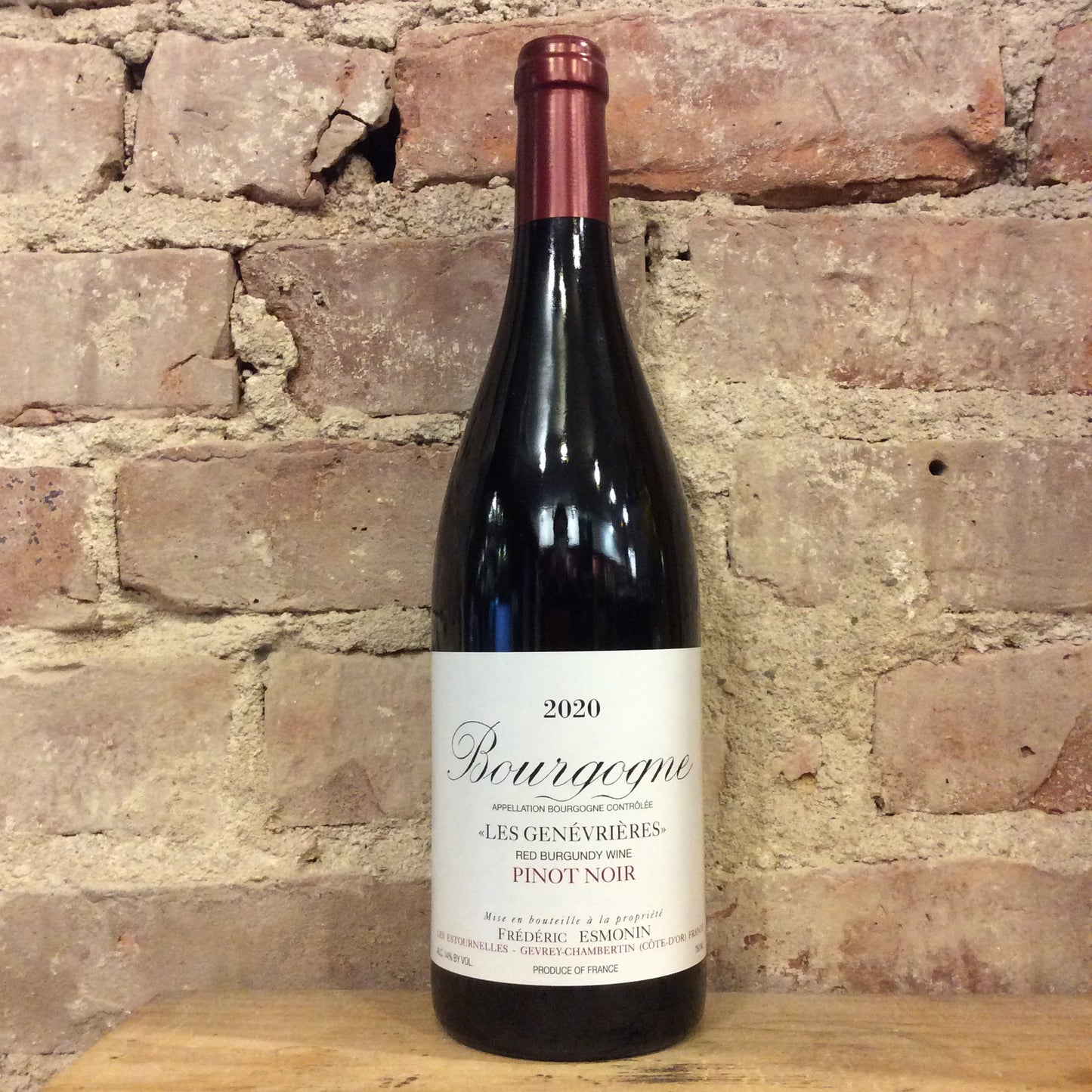 Domaine Frédéric Esmonin Bourgogne Les Genevrières Rouge 2022 750mL