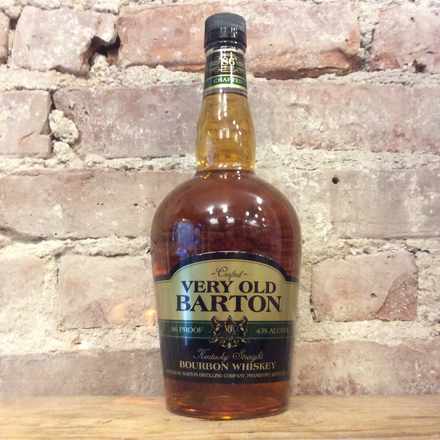 Very Old Barton Kentucky Straight Bourbon Whiskey 86 Proof 1L