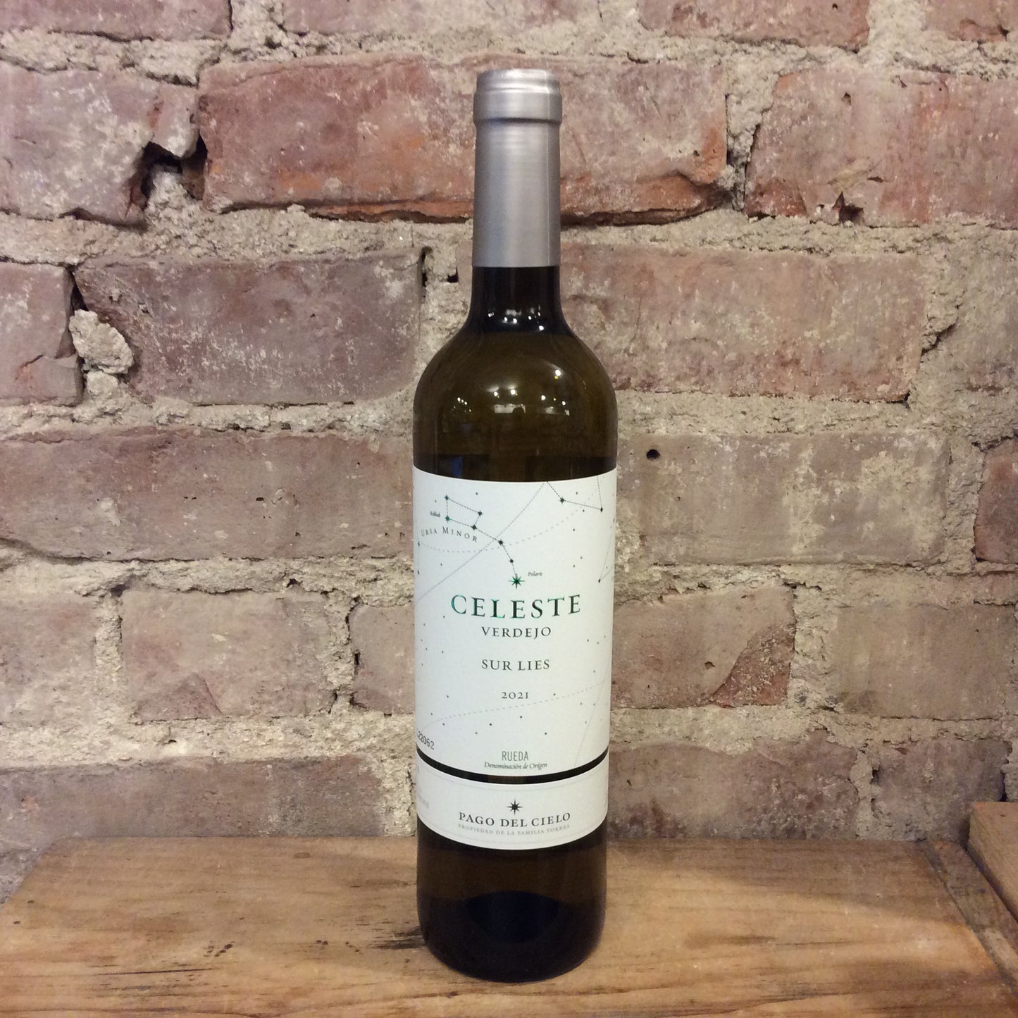 Familia Torres Properties 'Celeste' Rueda Verdejo Sur Lies 2023 750mL