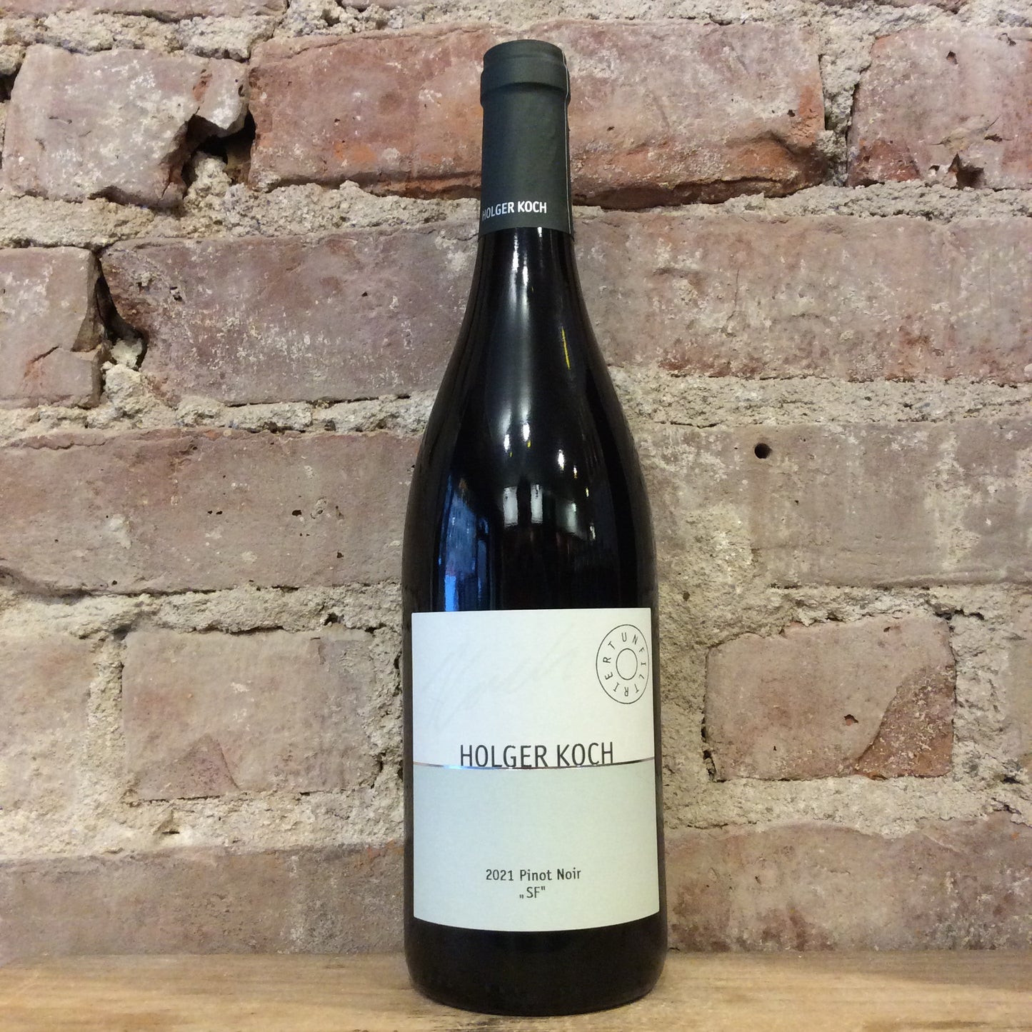 Holger Koch Pinot Noir Herrenstück 'Sulfur-Free' 2021 750mL