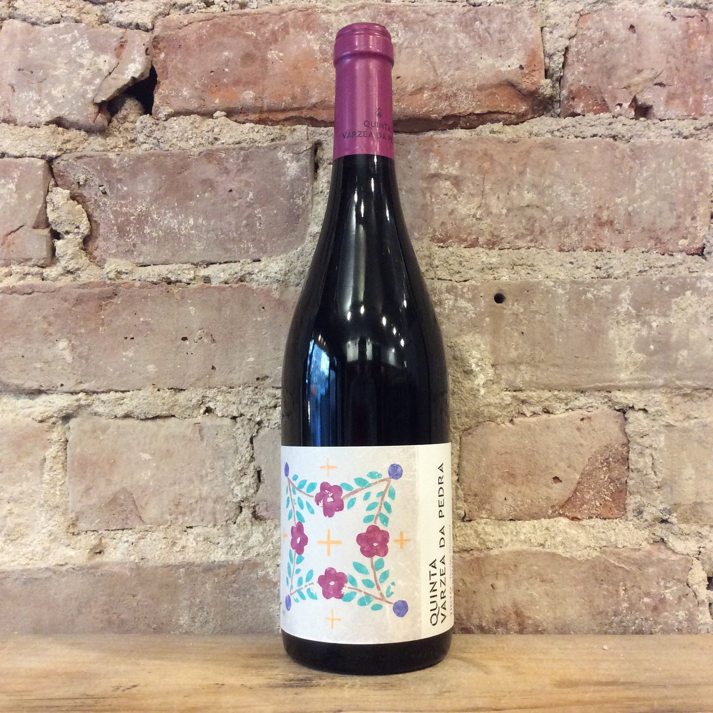 Quinta Varzea da Pedra Óbidos Tinto 2021 750mL