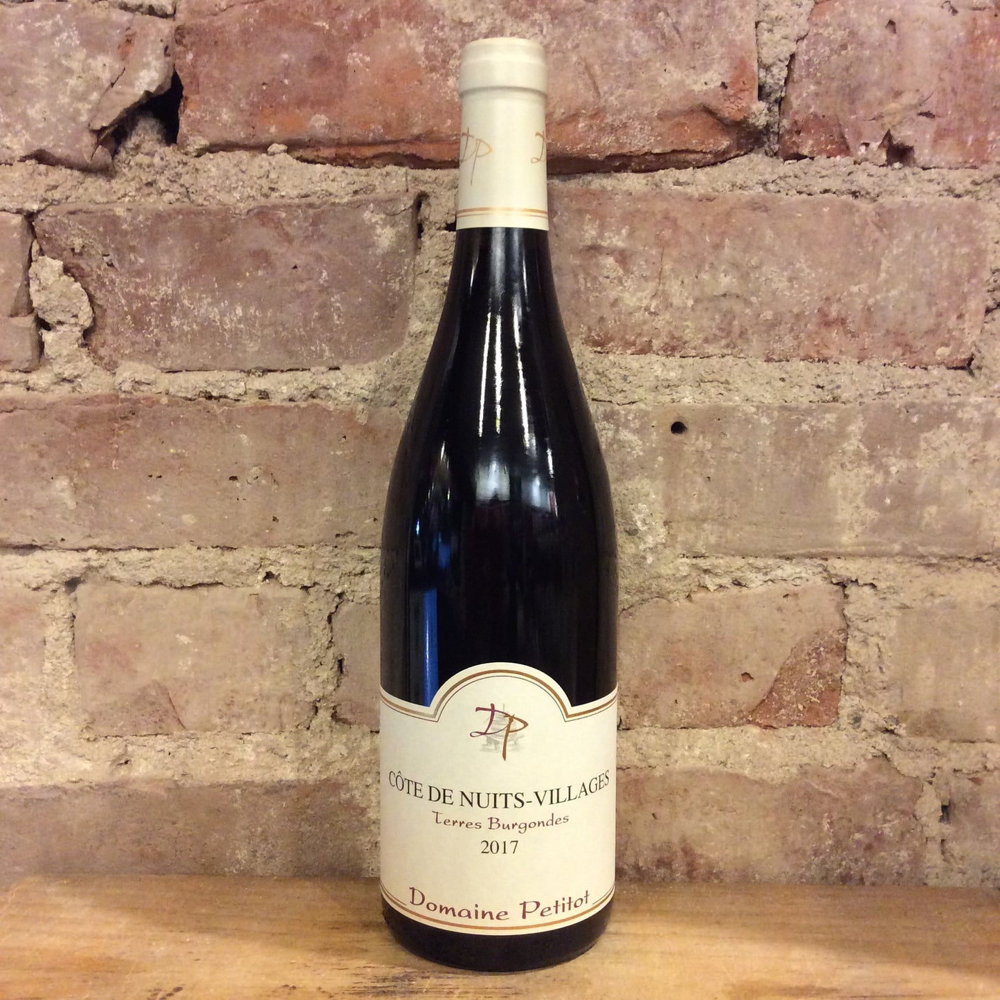 Domaine Petitot Côte de Nuits-Villages Terres Burgondes 2023 750mL