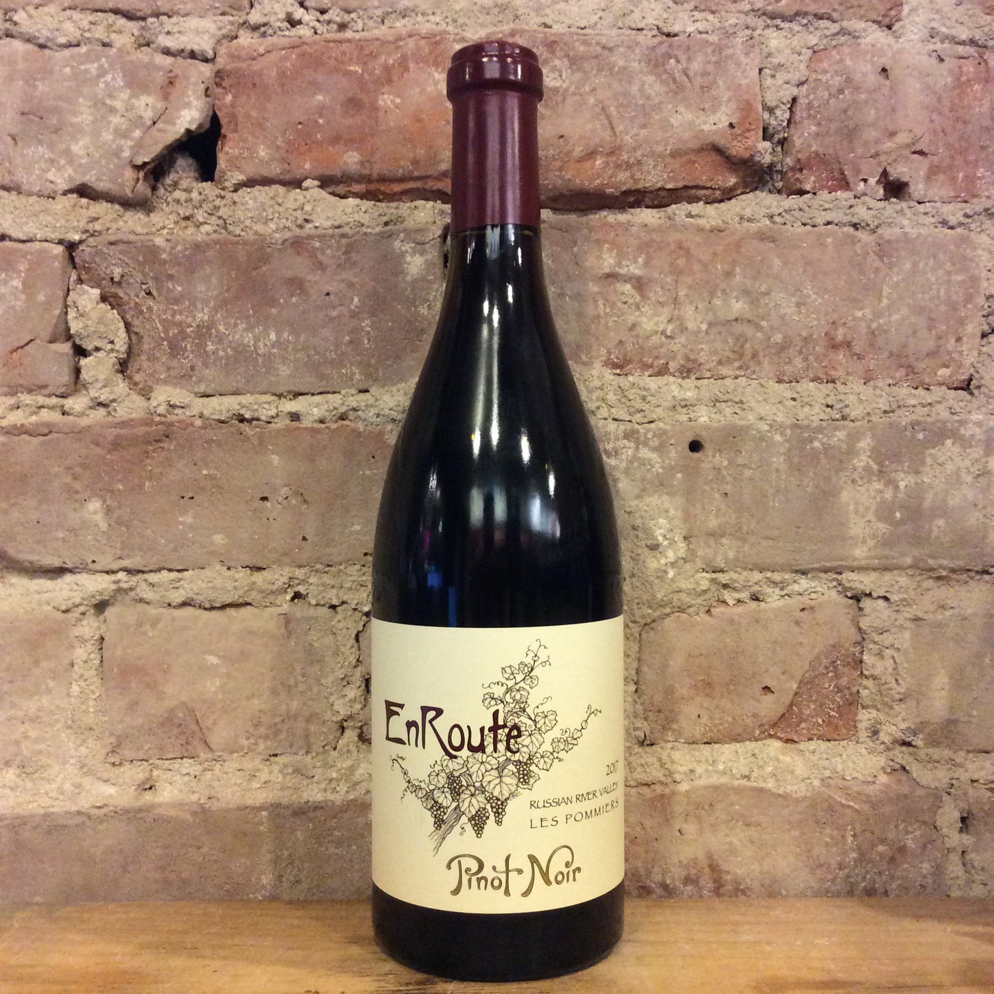 Enroute Pinot Noir Les Pommiers 2018