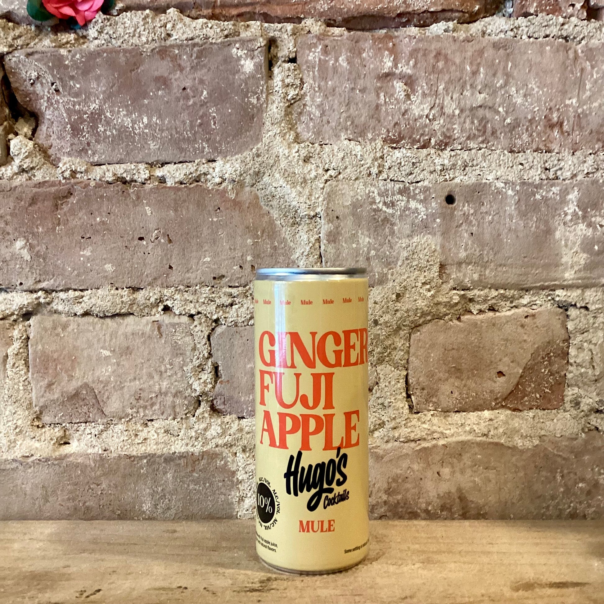 Hugo's Cocktails Fuji Apple Ginger 250mL can
