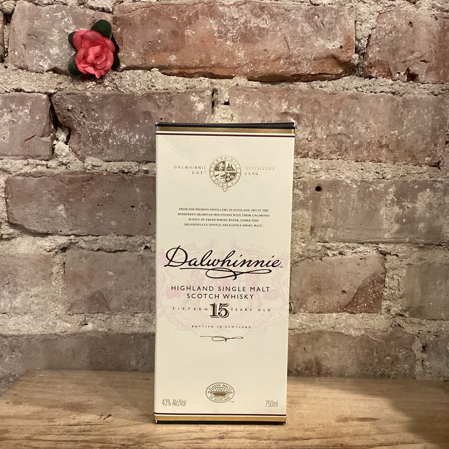 Dalwhinnie 15 Years Old Highland Single Malt Scotch Whisky 750ml