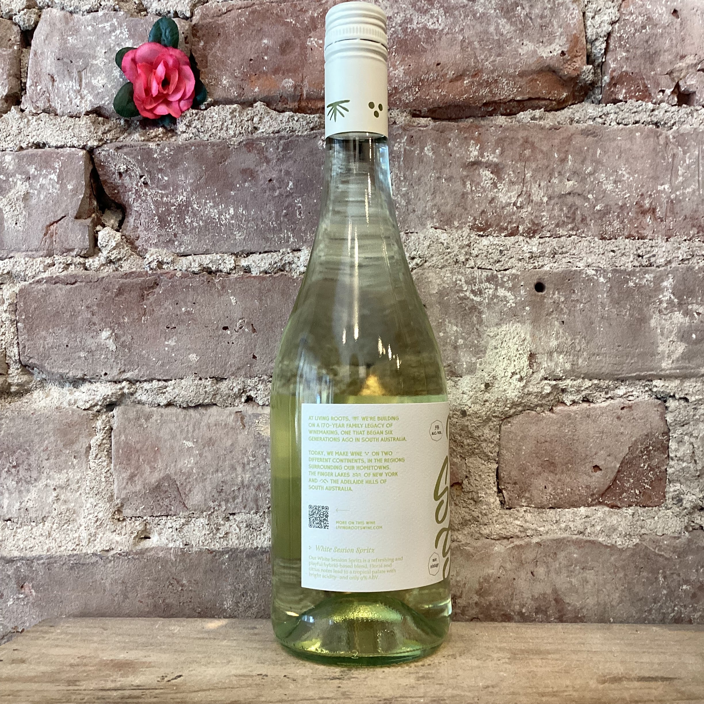 Living Roots Finger Lakes Session Spritz White 750mL – Eastside