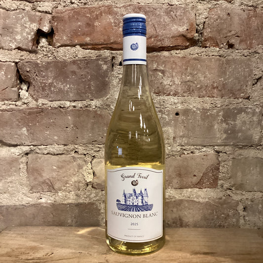 Grand Fossil Val de Loire Sauvignon Blanc 2025 750mL