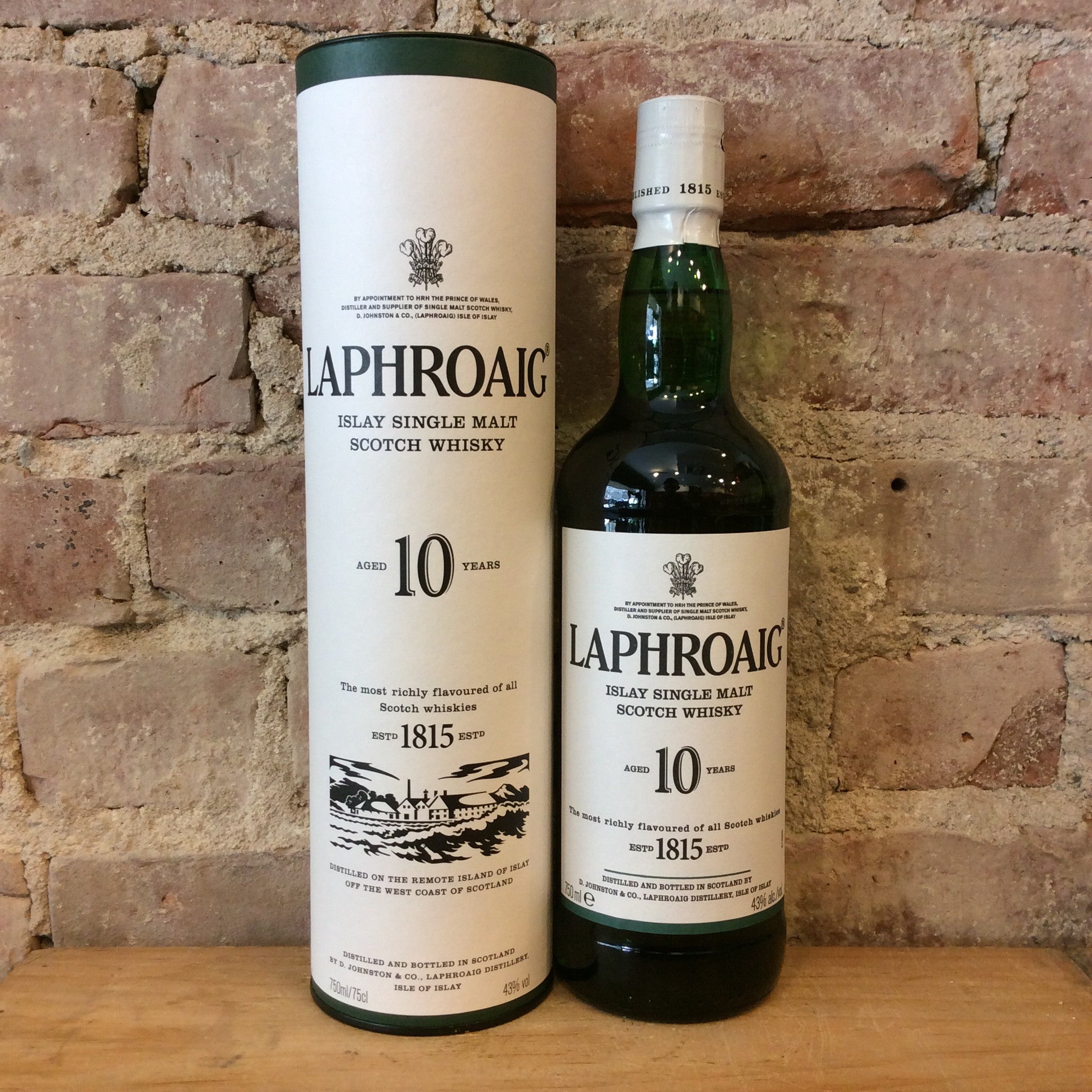 Laphroaig 10 Years Old - Single Islay Malt Scotch Whisky 43% 750ml - World  Wine & Whisky